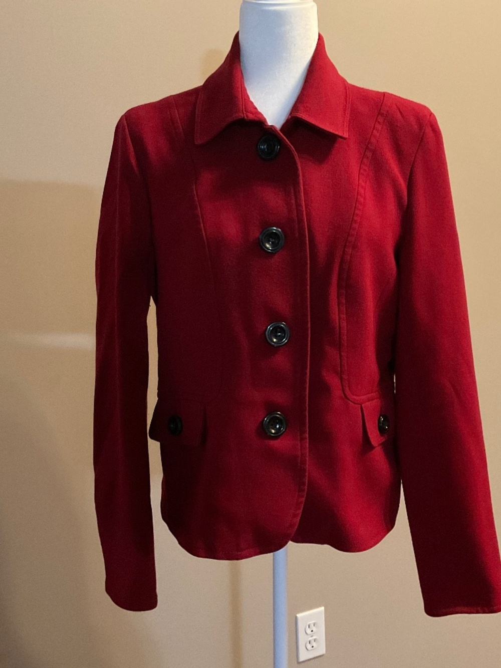 Focus 2000 Ladies Jacket Red/Black Buttons Size 10